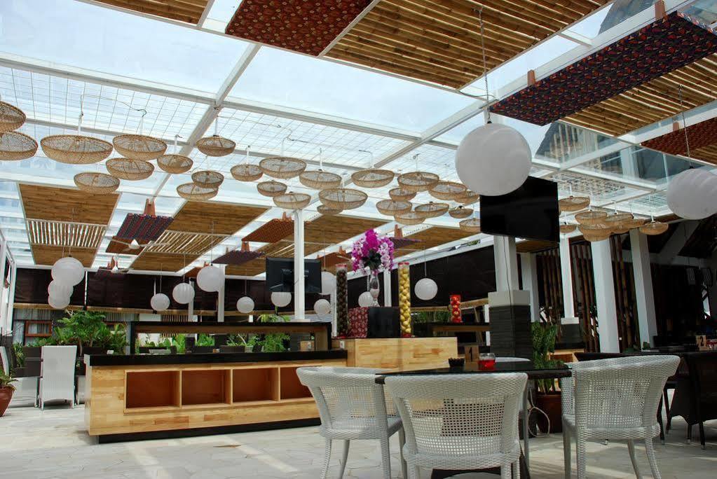 Rumah Kito Resort Hotel Jambi By Waringin Hospitality Екстериор снимка