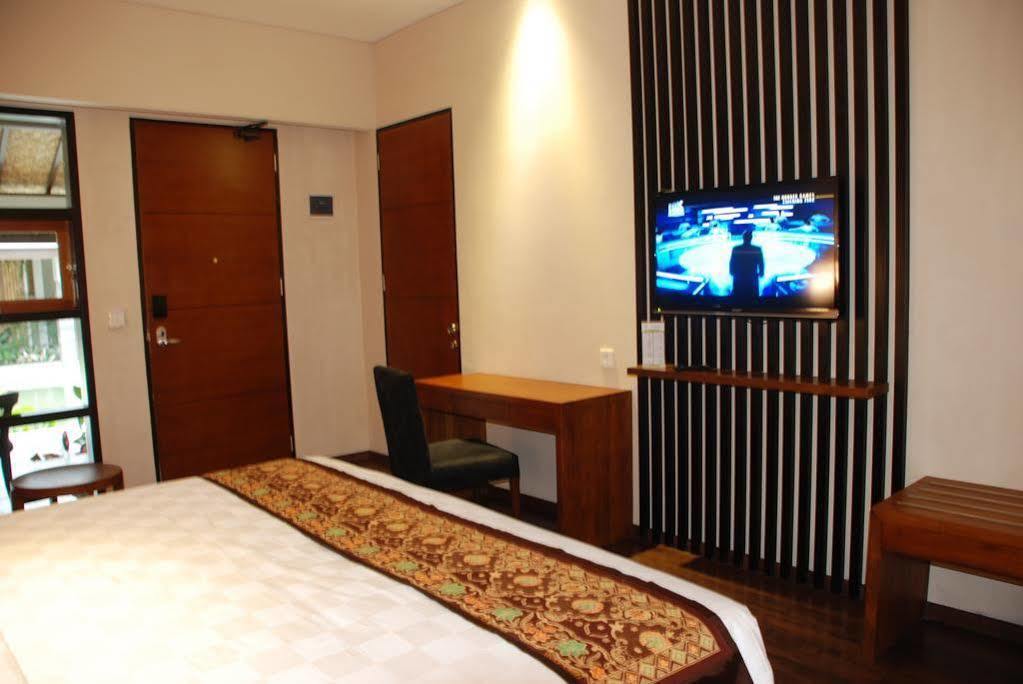 Rumah Kito Resort Hotel Jambi By Waringin Hospitality Екстериор снимка